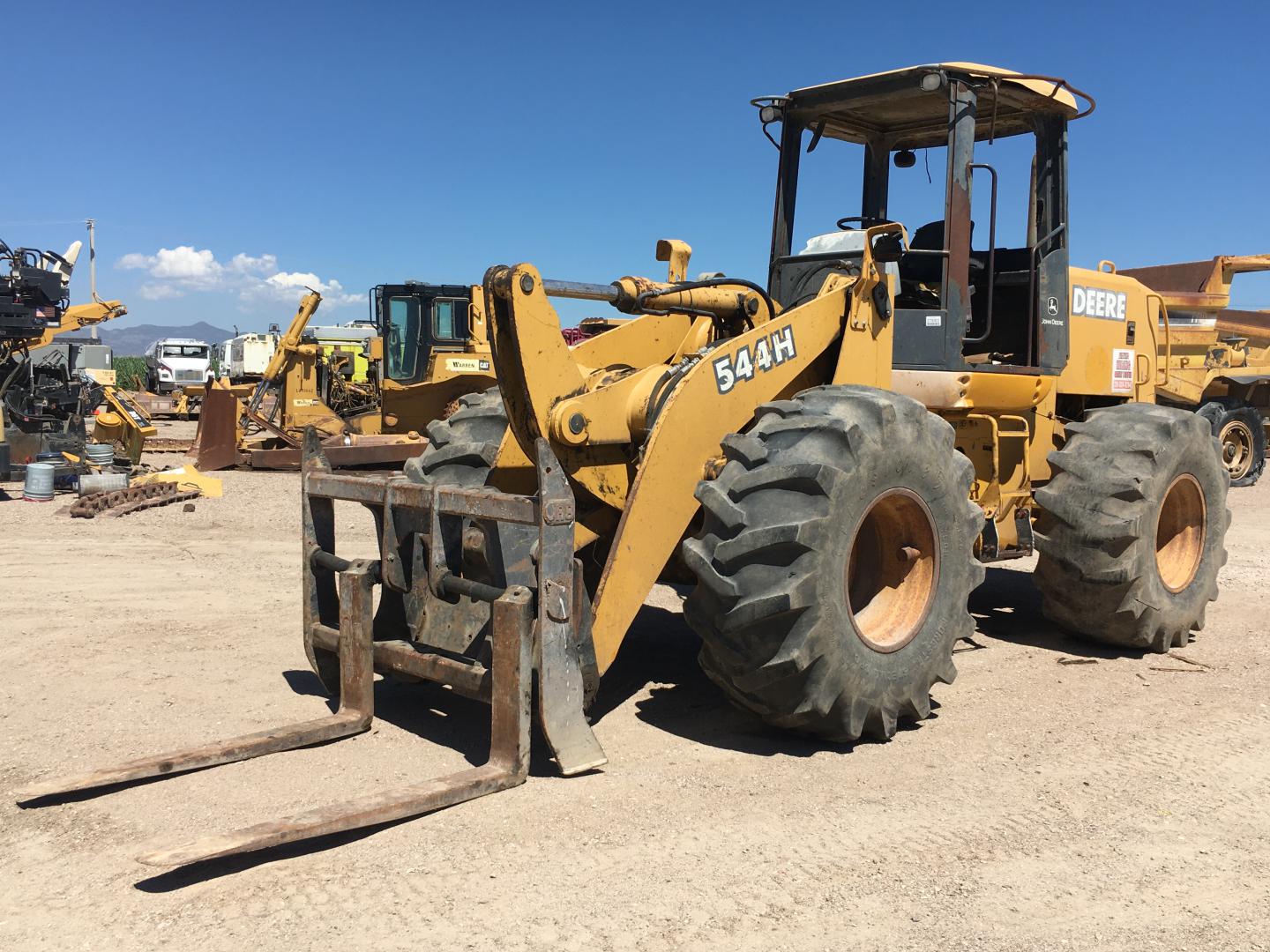 ./imagenes/INVOICE/2019/16832/CARGADOR FRONTAL JOHN DEERE 544H (26).JPG